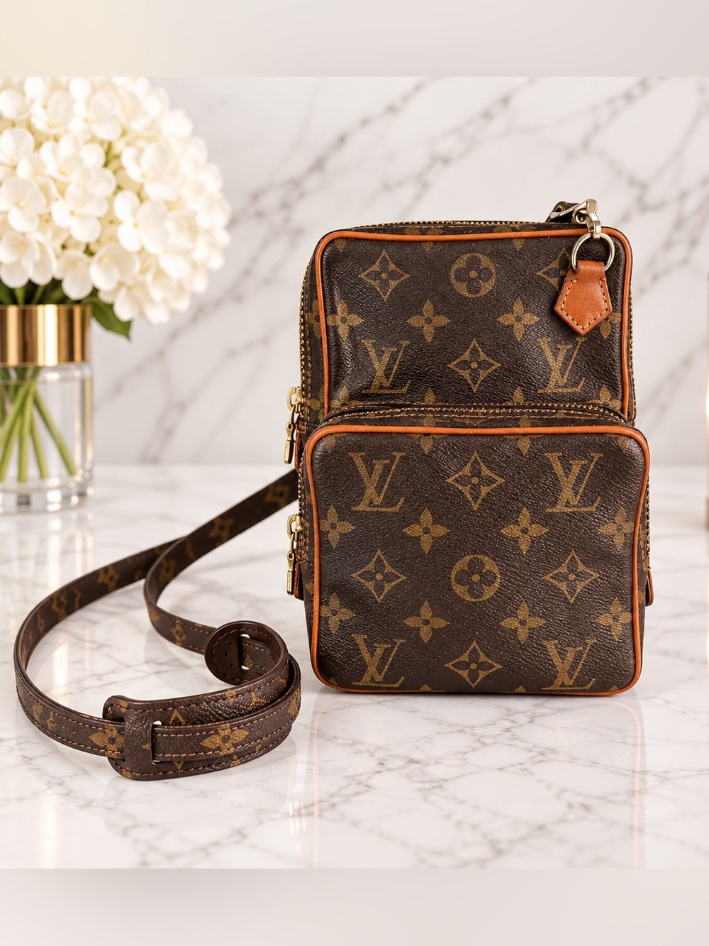 Louis Vuitton Amazone Monogram Crossbody Bag Vintage 1983 | LV Dust Bag